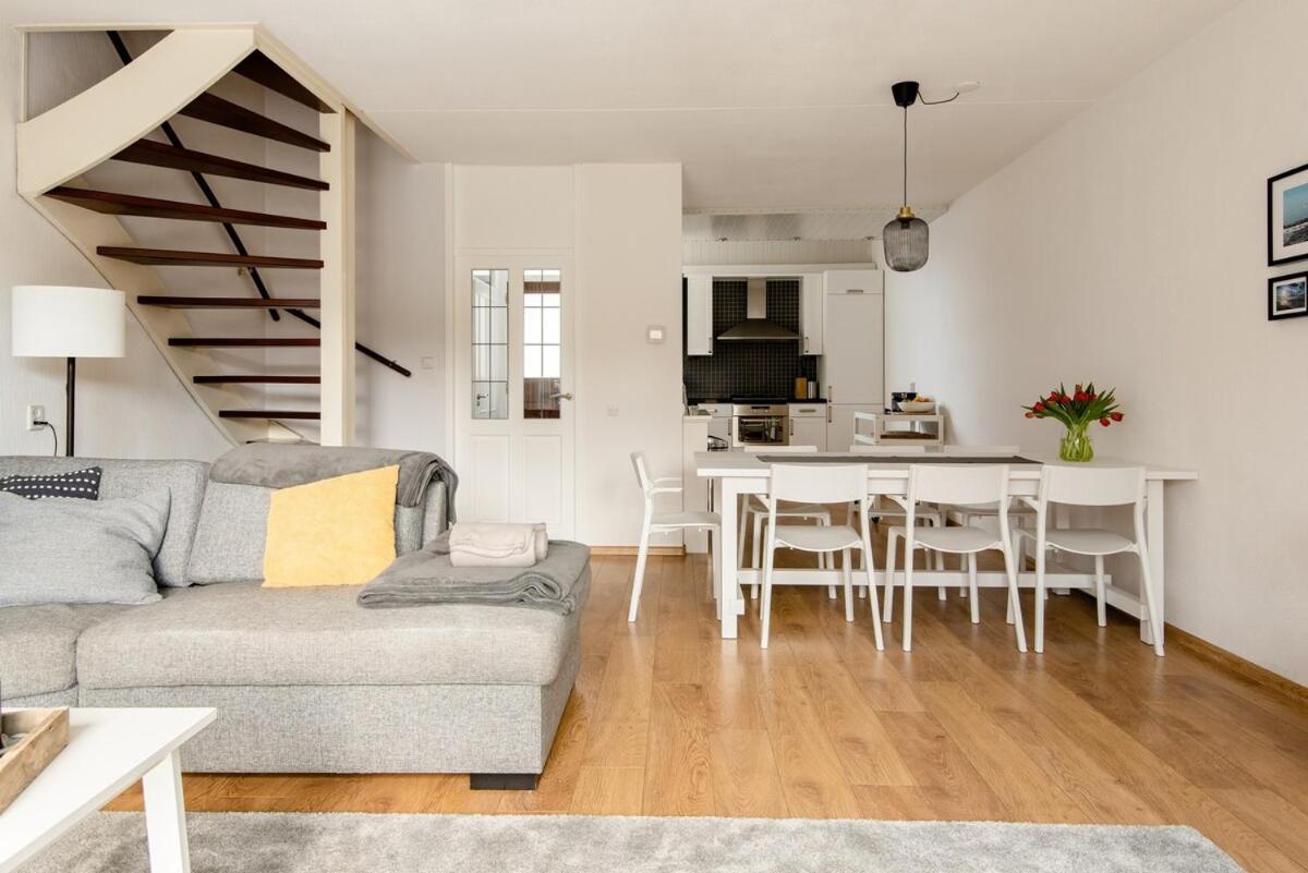 Julianadorp Zuhause Am Meer Fuer 6 Personen Mit 4 Schlafzimmern 외부 사진